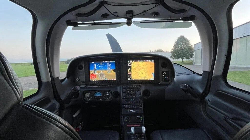 Cockpit Cirrus Perspective+